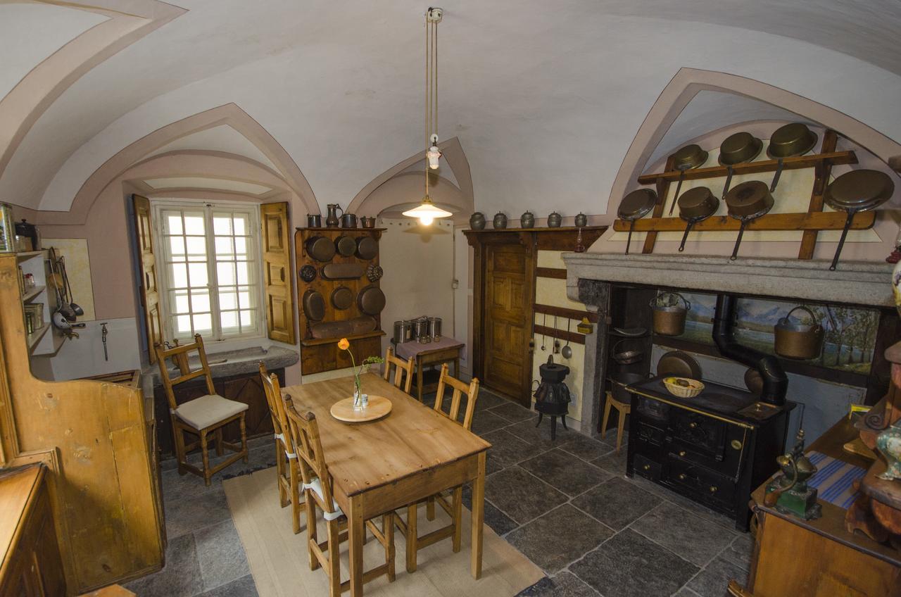Palazzo Gamboni Swiss Historic Hotel Comologno المظهر الخارجي الصورة