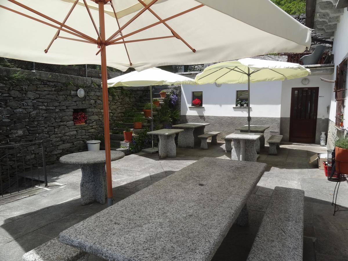 Palazzo Gamboni Swiss Historic Hotel Comologno المظهر الخارجي الصورة